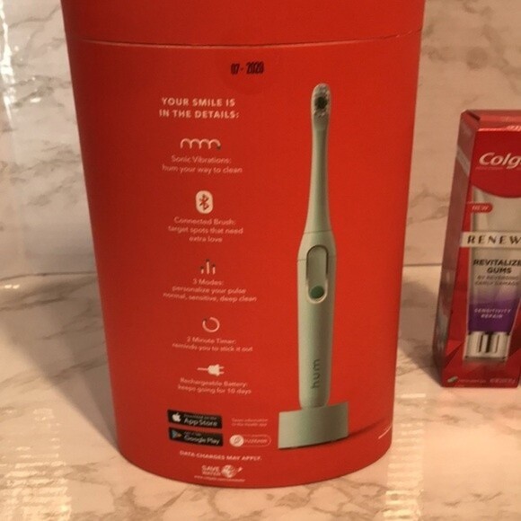 HUM by Colgate smart rechargeable toothbrush with Bluetooth and renewal paste - Picture 4 of 9